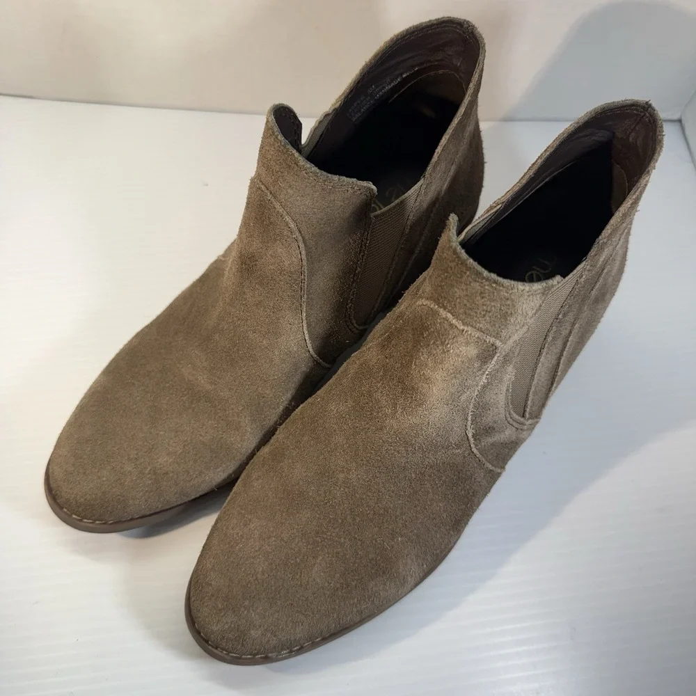 Me Too Zasper Leather Suede Tan Heeled Ankle Boots Booties Women's Sz 8M Cut Out - Picture 5 of 14